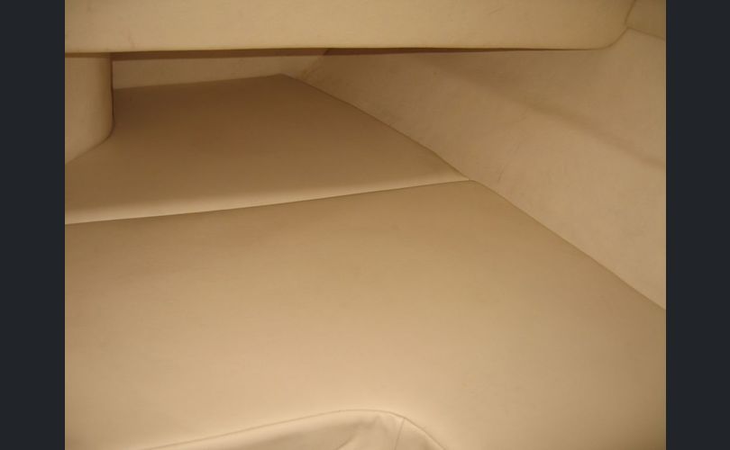 Sea Ray 270 Sundeck-kuva-11